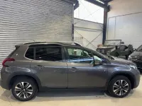 Gebraucht Peugeot 2008 Crossway 110 PS (80 kW) 2018 Grau SUV