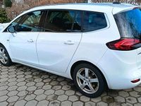 Gebraucht Opel Zafira 170 PS (125 kW) 2018 Weiß Van / Kleinbus