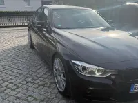 Gebraucht BMW 318 M Sport 136 PS (100 kW) 2017 Schwarz Limousine