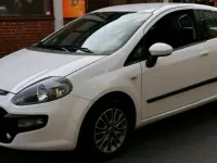 Gebraucht Fiat Punto Evo 77 PS (56 kW) 2011 Weiß Kleinwagen