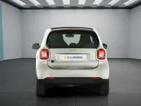 Gebraucht Smart ForTwo Coupé 60 kW (82 PS) 2021 Silber Kleinwagen