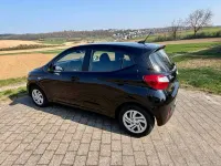 Gebraucht Hyundai i10 67 PS (49 kW) 2023 Schwarz Kleinwagen