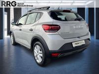 Gebraucht Dacia Sandero Essentiel 91 PS (66 kW) 2024 Moonstonegrau Limousine