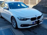 Gebraucht BMW 320 Advantage 190 PS (139 kW) 2015 Weiß Limousine