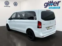 Gebraucht Mercedes V220 163 PS (119 kW) 2021 Weiß Van / Kleinbus