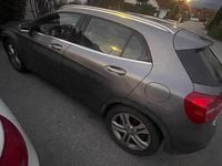 Gebraucht Mercedes GLA200 160 PS (117 kW) 2014 Grau SUV