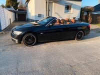 Gebraucht BMW 320 Cabriolet 184 PS (135 kW) 2011 Schwarz Cabrio