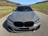 Gebraucht BMW 530 Shadowline 286 PS (210 kW) 2022 Grau Kombi