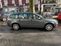 gebraucht Volvo V50 Kombi 2.0 D Momentum mit frischem TÜV