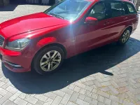 Gebraucht Mercedes C200 136 PS (100 kW) 2011 Rot Kombi