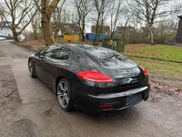 Gebraucht Porsche Panamera 250 PS (183 kW) 2013 Schwarz Kleinwagen