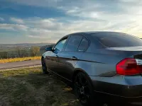 Gebraucht BMW 318 129 PS (94 kW) 2007 Grau Limousine