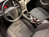 Gebraucht Opel Astra 87 PS (63 kW) 2013 Weiß Limousine