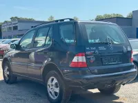 Gebraucht Mercedes ML350 235 PS (172 kW) 2003 Blau SUV