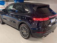 Second-hand Porsche Cayenne 340 CP (250 kW) 2019 Negru SUV