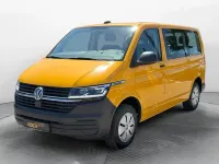 Gebraucht VW Caravelle Trendline 150 PS (110 kW) 2022 Rapsgelb Van