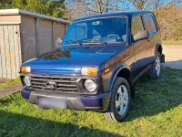Second-hand Lada Urban 83 CP (61 kW) 2016 Albastru SUV