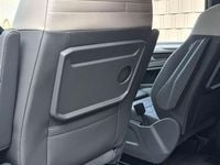 Second-hand VW Multivan Style 204 CP (150 kW) 2022 Albastru Monovolum