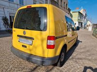 Gebraucht VW Caddy 69 PS (50 kW) 2010 Gelb Van / Kleinbus