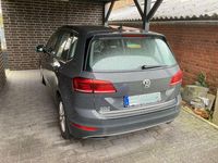 Gebraucht VW Golf Sportsvan Comfortline 131 PS (96 kW) 2018 Grau Van / Kleinbus