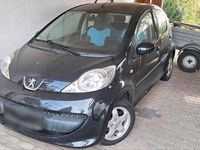 Gebraucht Peugeot 107 68 PS (50 kW) 2008 Schwarz Kleinwagen