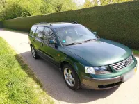 Gebraucht VW Passat 125 PS (91 kW) 1997 Grün Kombi