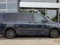 Gebraucht VW Multivan Style 150 PS (110 kW) 2023 Starlight blue metallic (metallic) Van / Kleinbus
