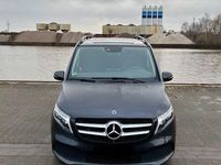 Gebraucht Mercedes V220 Avantgarde Edition 163 PS (119 kW) 2022 Schwarz Van / Kleinbus