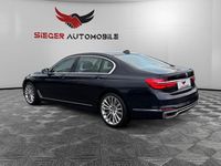 Gebraucht BMW 750L Executive 400 PS (294 kW) 2018 Blau Limousine