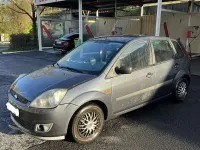 Gebraucht Ford Fiesta 80 PS (58 kW) 2006 Grau Kleinwagen