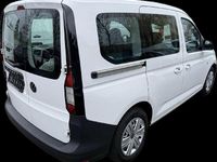 Gebraucht VW Caddy Basis 122 PS (89 kW) 2024 Candyweiß Van / Kleinbus