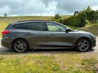 Gebraucht Ford Focus ST-Line 150 PS (110 kW) 2020 Grau Kombi