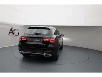Gebraucht Mercedes GLC300 211 PS (155 kW) 2021 Unilack schwarz uni SUV