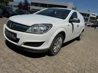 Gebraucht Opel Astra 110 PS (80 kW) 2012 Weiß Kombi