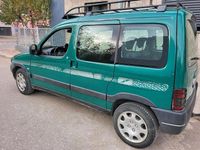 Gebraucht Peugeot Partner 98 PS (72 kW) 2004 Grün Van / Kleinbus