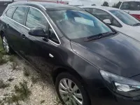 Gebraucht Opel Astra Exklusiv 165 PS (121 kW) 2015 Schwarz Kombi