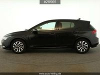 Gebraucht VW Golf VIII Active 150 PS (110 kW) 2022 Schwarz Kleinwagen