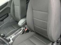 gebraucht Ford Focus Limo1.6 16V Titanium+1 Hand+Klima+PDC+Xenon+