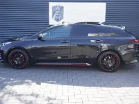 Gebraucht Kia ProCeed GT GT 204 PS (150 kW) 2020 Zilinaschwarz metallic Kleinwagen