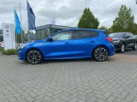 Używany Ford Focus ST-Line 125 KM (91 kW) 2021 Niebieski Sedan/Limuzyna