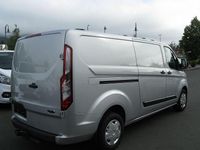 Gebraucht Ford Transit Custom 131 PS (96 kW) 2019 Silber Van / Kleinbus