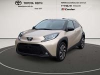 Neu Toyota Aygo X 72 PS (52 kW) 2025 Ginger beige (4u9)/ black mica SUV