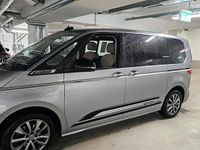 Gebraucht VW Multivan Style 150 PS (110 kW) 2024 Silber Van