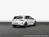 Gebraucht Opel Astra Business 131 PS (96 kW) 2024 Arktisweiß Kleinwagen