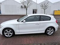 Gebraucht BMW 116 122 PS (89 kW) 2007 Weiß Kleinwagen