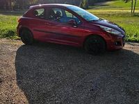 Gebraucht Peugeot 207 95 PS (69 kW) 2010 Rot Limousine