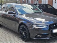 Second-hand Audi A4 Black Edition 170 CP (125 kW) 2012 Negru Berlinǎ