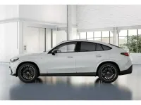 Gebraucht Mercedes GLC300de AMG 197 PS (144 kW) 2025 Weiß Limousine
