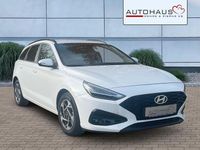 Neu Hyundai i30 Advantage 101 PS (74 kW) 2025 Weiß Limousine