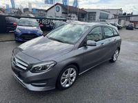 Gebraucht Mercedes B200 Style 136 PS (100 kW) 2019 Grau Van / Kleinbus